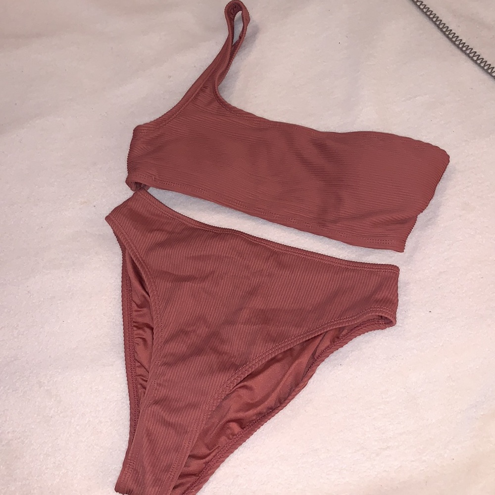 Garage Ribbed Asymmetrical Bikini - Picture 6 of 7